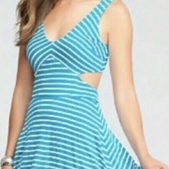 Perfect BEBE XX-SEXY cut-out waist dress - Picture 9 of 13